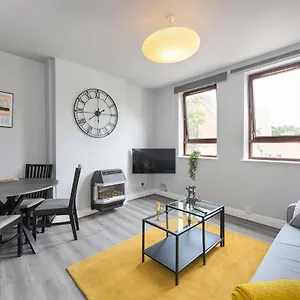 Lambley Court - Cozy Break In Mapperley Nottingham