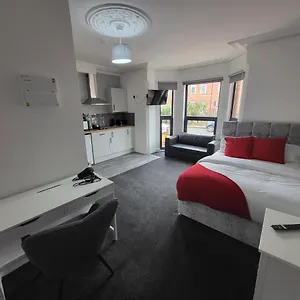 The Fishpond - Premier Nottingham